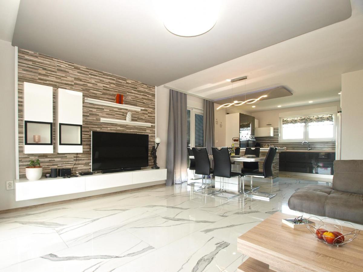Villa Monteci 2052 Galižana Εξωτερικό φωτογραφία