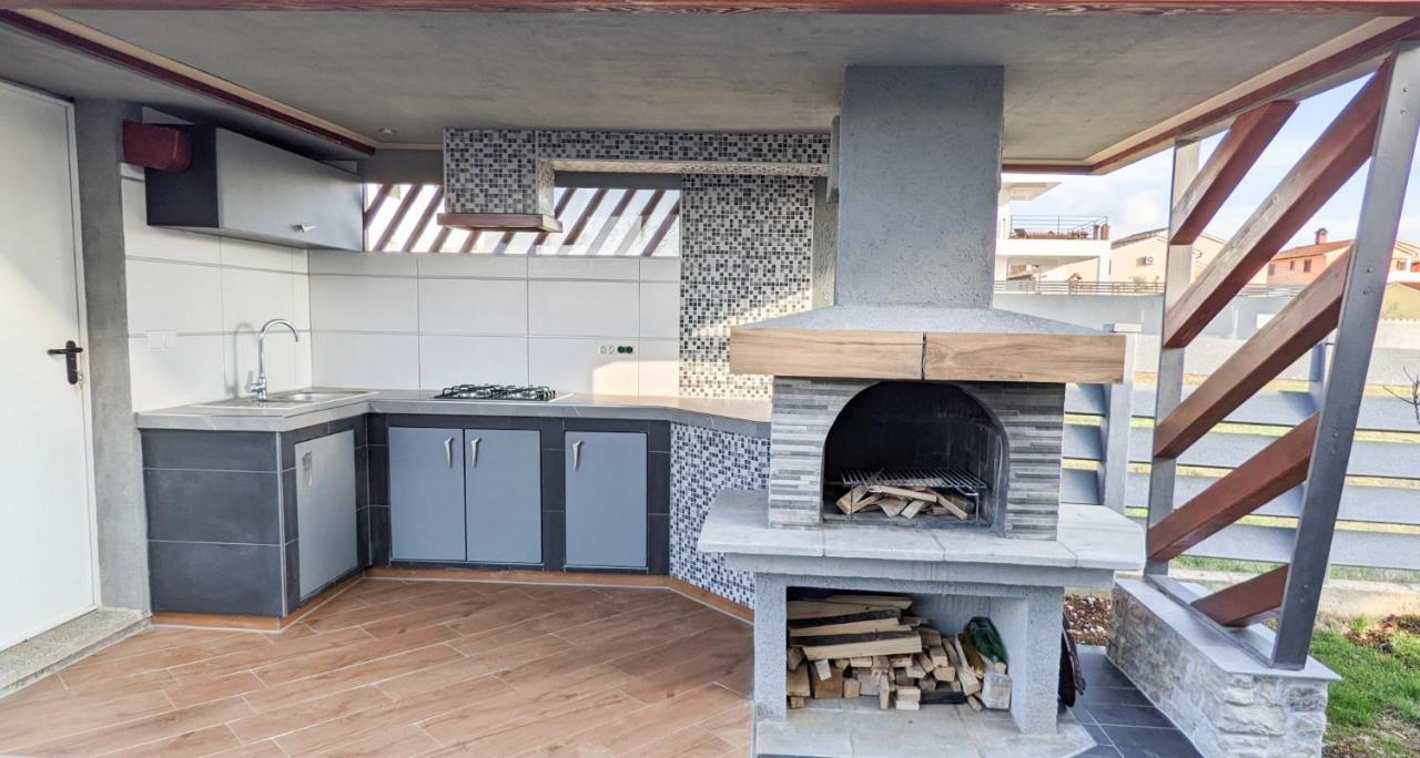 Villa Monteci 2052 Galižana Εξωτερικό φωτογραφία